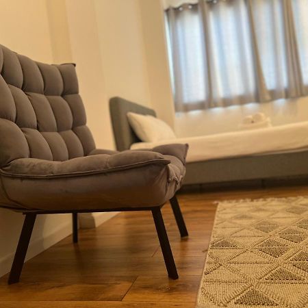 The Lion Hotel Хайфа Екстериор снимка