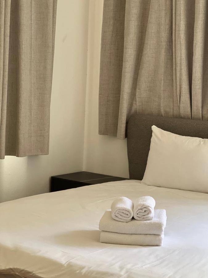 The Lion Hotel Хайфа Екстериор снимка