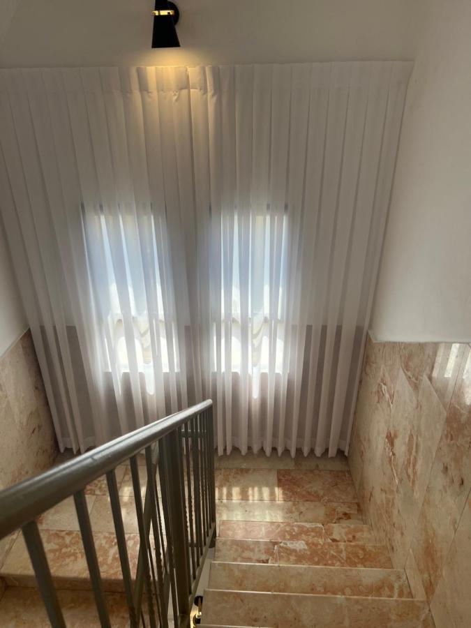 The Lion Hotel Хайфа Екстериор снимка